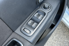 Renault MODUS 1.6 i 110 ch Boite Auto Night&Day / 86500 km / Attelage / Dossier d'entretien complet