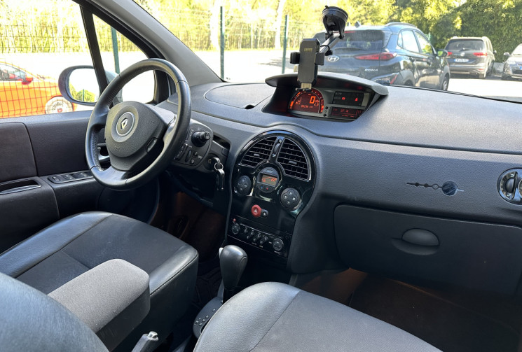 Renault MODUS 1.6 i 110 ch Boite Auto Night&Day / 86500 km / Attelage / Dossier d'entretien complet