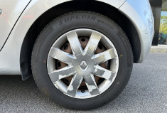 Renault MODUS 1.6 i 110 ch Boite Auto Night&Day / 86500 km / Attelage / Dossier d'entretien complet