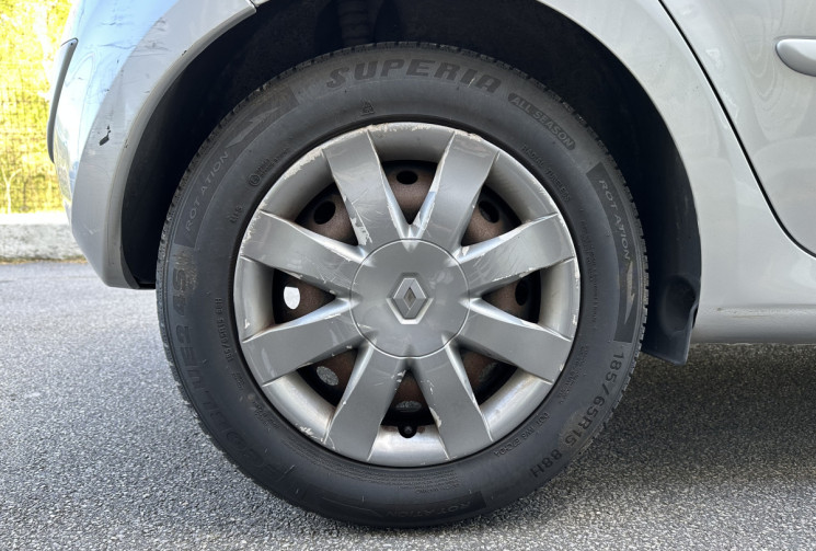 Renault MODUS 1.6 i 110 ch Boite Auto Night&Day / 86500 km / Attelage / Dossier d'entretien complet