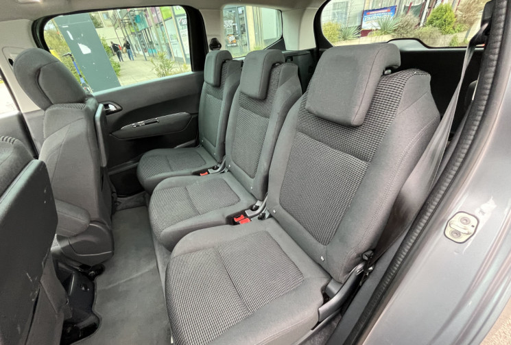 Peugeot 5008 1.6 hdi 120 style