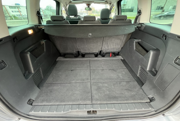 Peugeot 5008 1.6 hdi 120 style