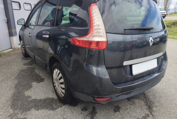 Renault GRAND SCENIC  III 1.6 dCi FAP eco2 130 cv - Siège chauffants 