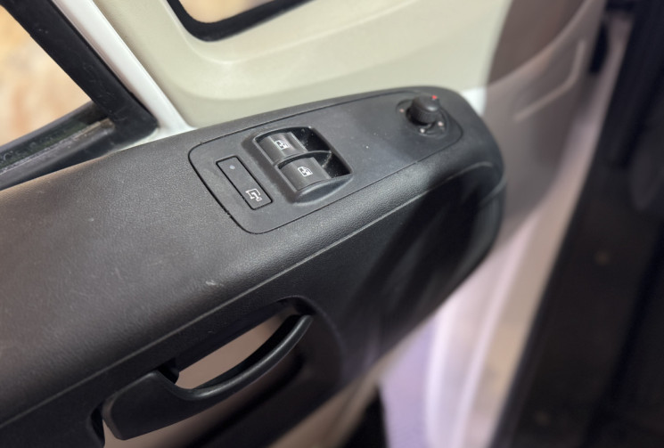 Peugeot Boxer III GARANTIE 1 AN 330 L2H1 2.2 HDi 