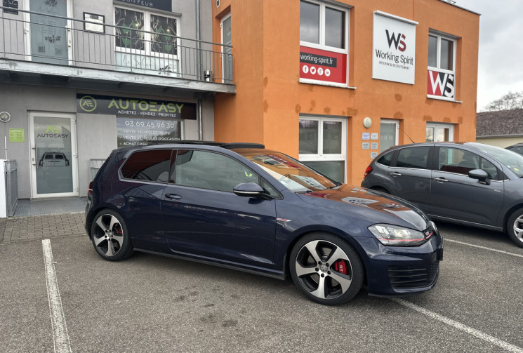 Volkswagen Golf 2.0 TSI 230ch BlueMotion Technology GTI Performance 