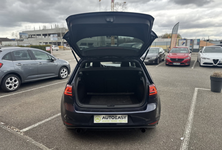 Volkswagen Golf 2.0 TSI 230ch BlueMotion Technology GTI Performance 