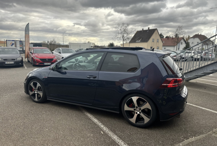 Volkswagen Golf 2.0 TSI 230ch BlueMotion Technology GTI Performance 