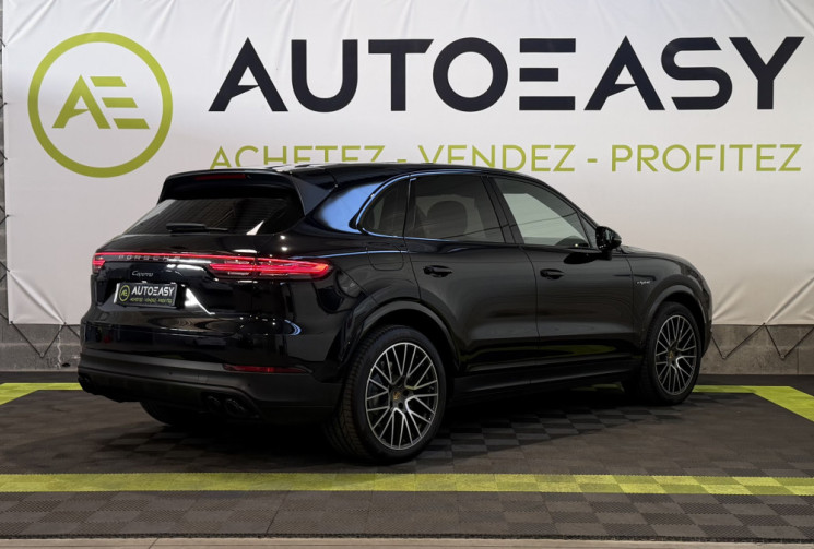Porsche Cayenne  3.0 V6 462 e-HYBRID - Pack black / PDLS + / Bose / Porsche approved 24 mois 