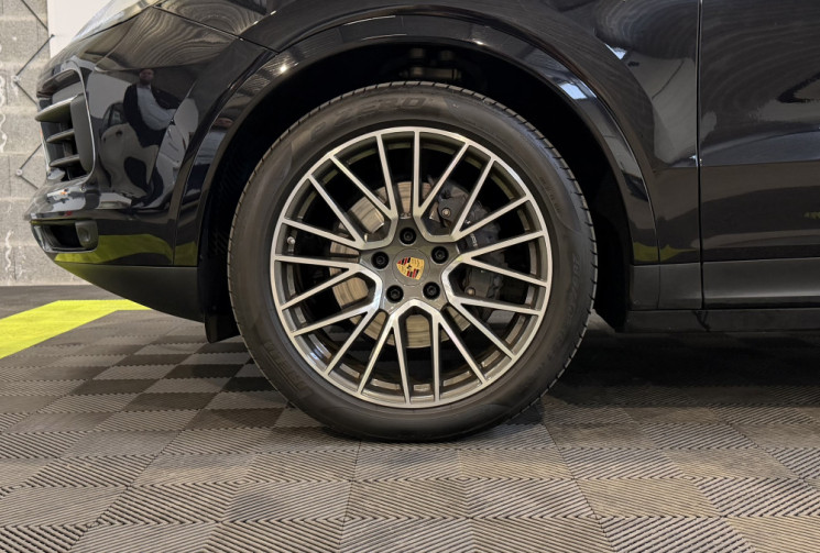 Porsche Cayenne  3.0 V6 462 e-HYBRID - Pack black / PDLS + / Bose / Porsche approved 24 mois 