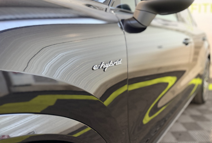 Porsche Cayenne  3.0 V6 462 e-HYBRID - Pack black / PDLS + / Bose / Porsche approved 24 mois 