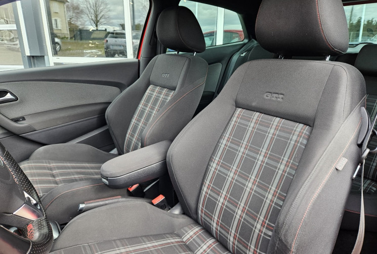 Volkswagen Polo V PH1 GTI 1.4 TSI 180 DSG7 3P