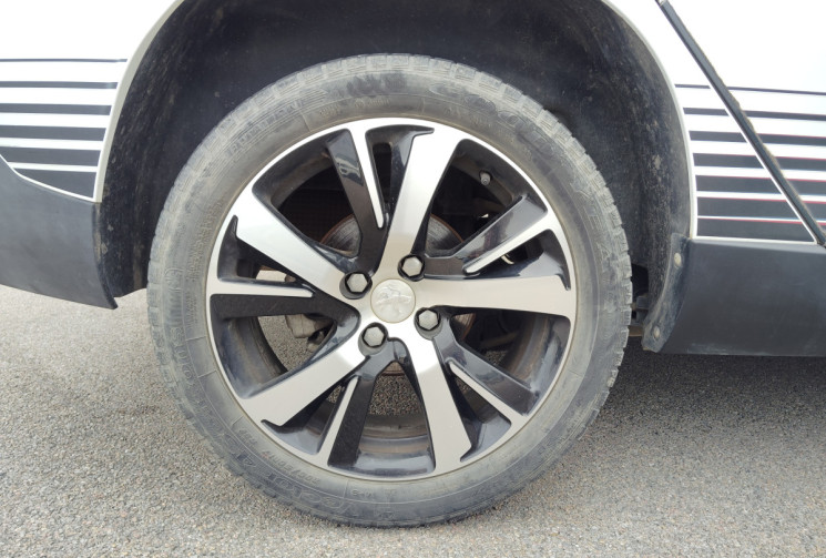 Peugeot 2008 1.2 PureTech 110ch Urban Cross S&S