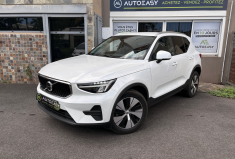 Volvo XC40 B3 2.0 DKG7 163cv