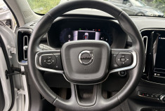Volvo XC40 B3 2.0 DKG7 163cv