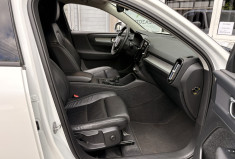 Volvo XC40 B3 2.0 DKG7 163cv
