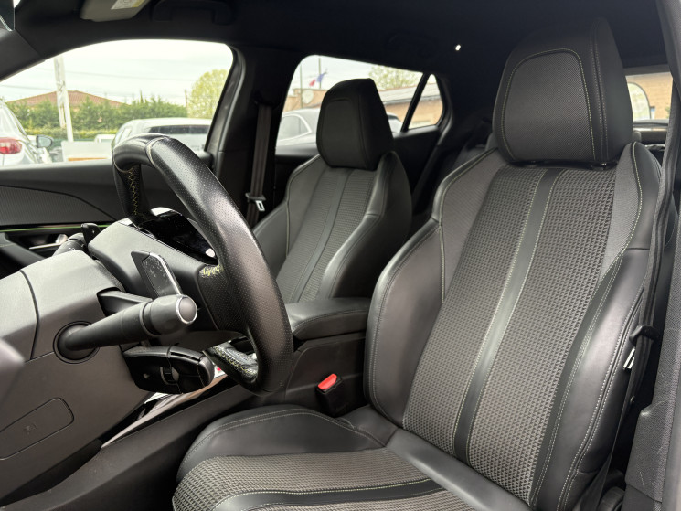 Peugeot 2008 1.5 BlueHDi 130 ch GT Pack EAT8 Historique complet Distribution neuve