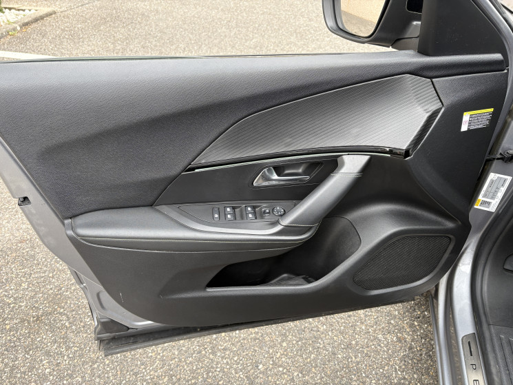 Peugeot 2008 1.5 BlueHDi 130 ch GT Pack EAT8 Historique complet Distribution neuve