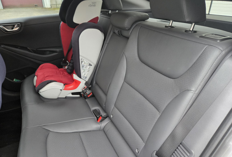 Hyundai Ioniq 1.6 GDI PHEV EXECUTIVE * sièges et volant chauffant * carplay * régulateur adaptatif