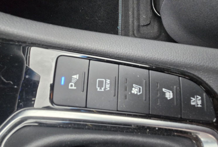 Hyundai Ioniq 1.6 GDI PHEV EXECUTIVE * sièges et volant chauffant * carplay * régulateur adaptatif