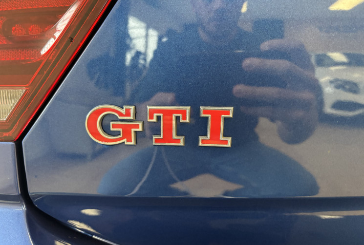 Volkswagen Polo GTI 2.0 TFSI DSG6 200 GTI / INTERIEUR CUIR / SUIVI COMPLET VOLKSWAGEN