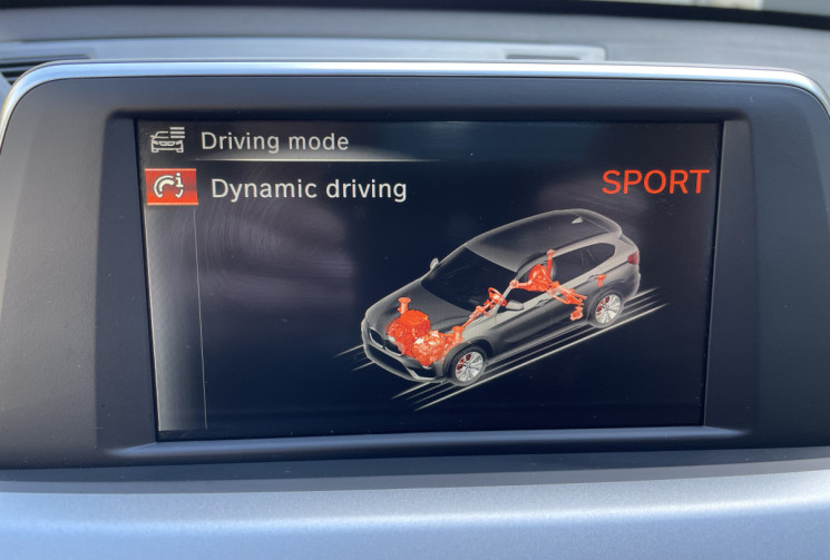 BMW X1 18D 2.0 Xdrive 150 Ch *Toit Pano Ouvrant*Caméra de recul*Radar Av et Ar