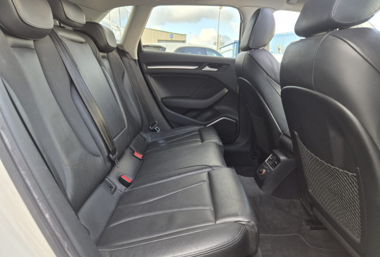 Audi A3 SPORTBACK QUATTRO 2.0 TDi  S-TRONIC 6 184 CV * CARNET COMPLET * TOIT OUVRANT