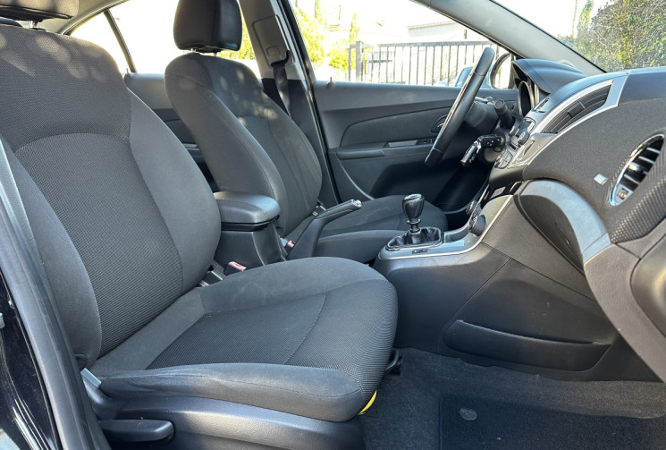 Chevrolet CRUZE 1.7 VCDi LTZ S&S 5p