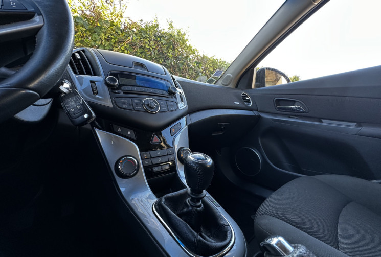 Chevrolet CRUZE 1.7 VCDi LTZ S&S 5p