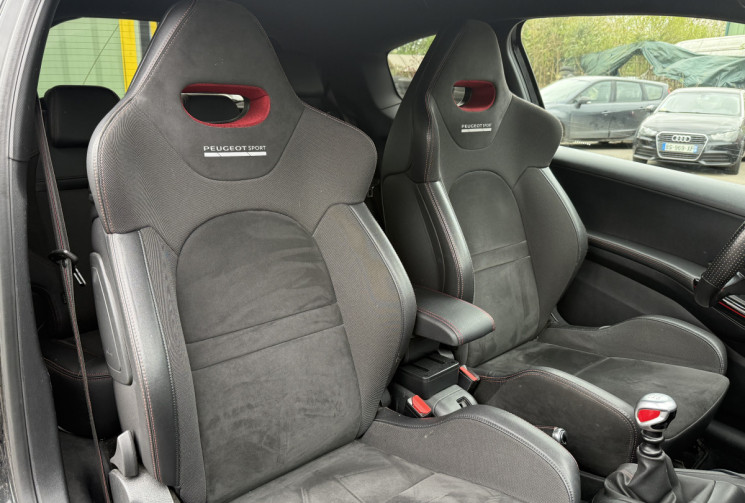 Peugeot 208 1.6 THP 208ch GTi by Peugeot Sport S&S 3p BPS