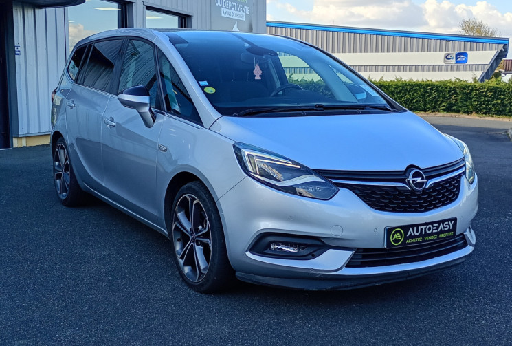 Opel ZAFIRA TOURER  Tourer 1.6 CDTI 135cv Cosmo *7 Places *Attelage