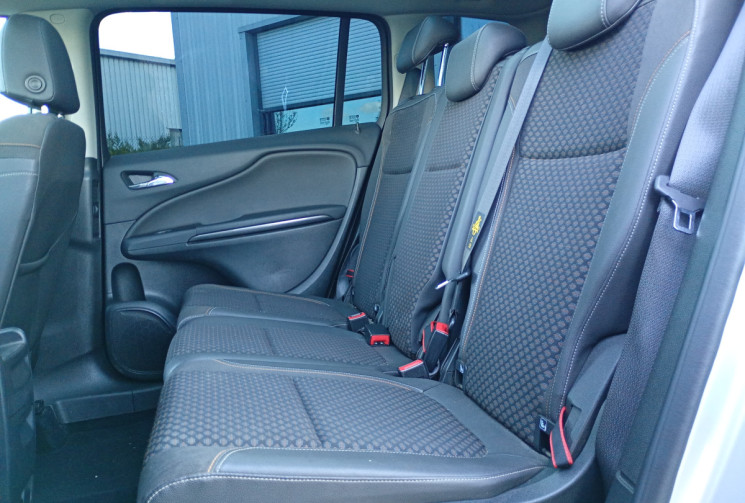 Opel ZAFIRA TOURER  Tourer 1.6 CDTI 135cv Cosmo *7 Places *Attelage