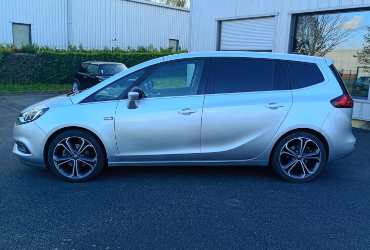Opel ZAFIRA TOURER  Tourer 1.6 CDTI 135cv Cosmo *7 Places *Attelage