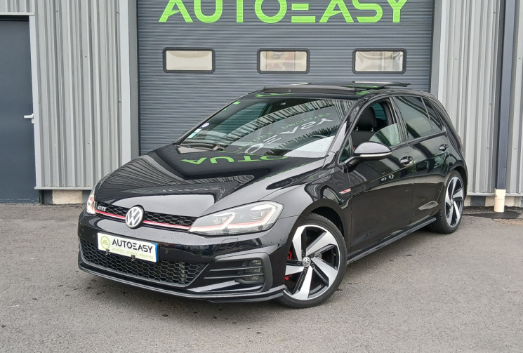Volkswagen Golf GTI    2.0 TFSi  230 cv