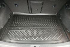 Volkswagen Golf GTI    2.0 TFSi  230 cv