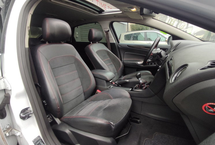 Ford MONDEO  IV Phase 2 / 2.0 TDCi FAP 140 cv / PLATINIUM / SUIVI FORD