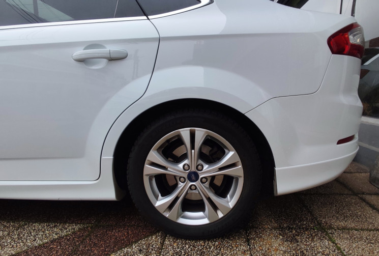 Ford MONDEO  IV Phase 2 / 2.0 TDCi FAP 140 cv / PLATINIUM / SUIVI FORD