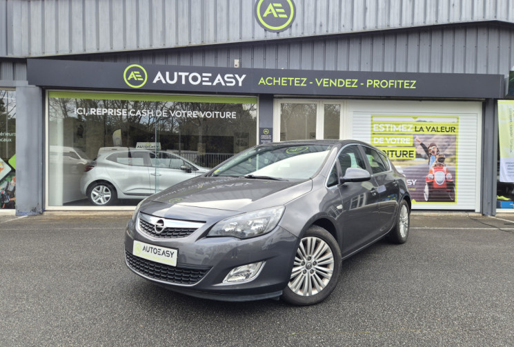 Opel Astra 1.7 CDTI COSMO DISTRI OK