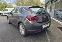 Opel Astra 1.7 CDTI COSMO DISTRI OK