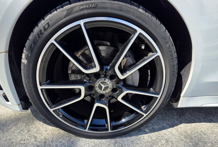 Mercedes Classe C  220D 194 AMG LINE * 1ère main / Led Multi Beam / Toit Ouvrant / 7500km réel