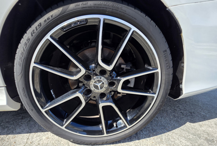 Mercedes Classe C  220D 194 AMG LINE * 1ère main / Led Multi Beam / Toit Ouvrant / 7500km réel