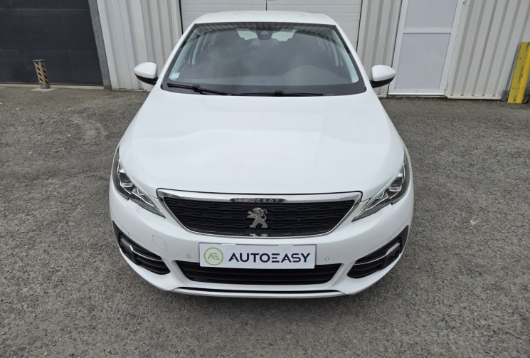 Peugeot 308 308 1.5 Blue HDI 130 Active Pack * CARPLAY * RADAR DE RECUL * FEUX AUTO *