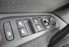 Peugeot 308 308 1.5 Blue HDI 130 Active Pack * CARPLAY * RADAR DE RECUL * FEUX AUTO *