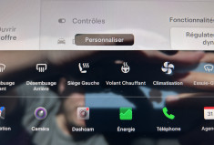 Tesla Model Y (2) 295 Ch AUTONOMIE STANDARD RWD 62.5 KWH * 1ER MAIN * FAIBLE KILOMETRE 