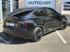 Tesla Model Y Standard RWD 299 ch / HomeLink