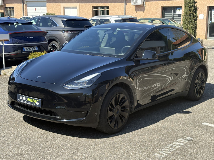 Tesla Model Y Standard RWD 299 ch / HomeLink