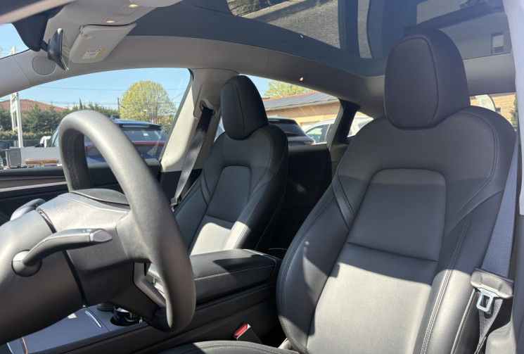 Tesla Model Y  300 ch Autonomie Standard RWD 60 KWH / Homelink