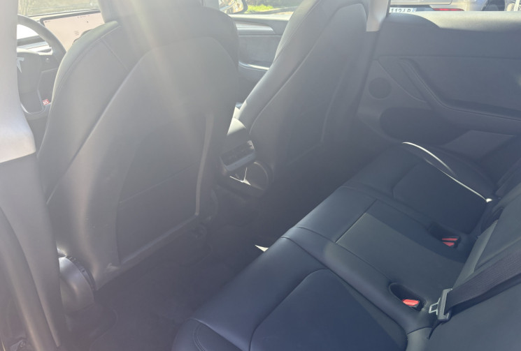 Tesla Model Y  300 ch Autonomie Standard RWD 60 KWH / Homelink