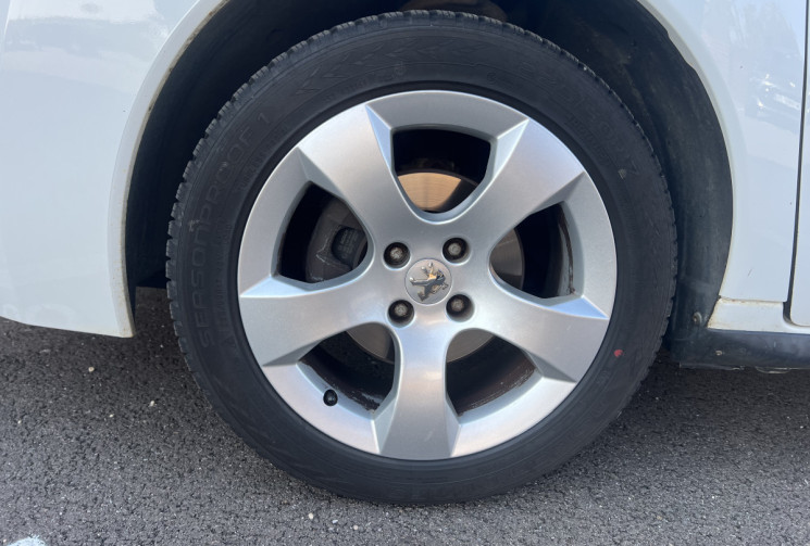 Peugeot 3008 1.6 e-HDi Blue Lion BVM6 S&S 115 cv