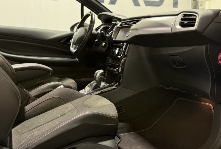 DS DS 3 Cabrio SPORT CHIC EAT6 1.2 thp 110 ch DISTRIB OK