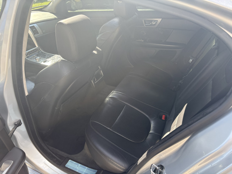 Jaguar XF 5.0 510 ch V8 XFR Suralimenté